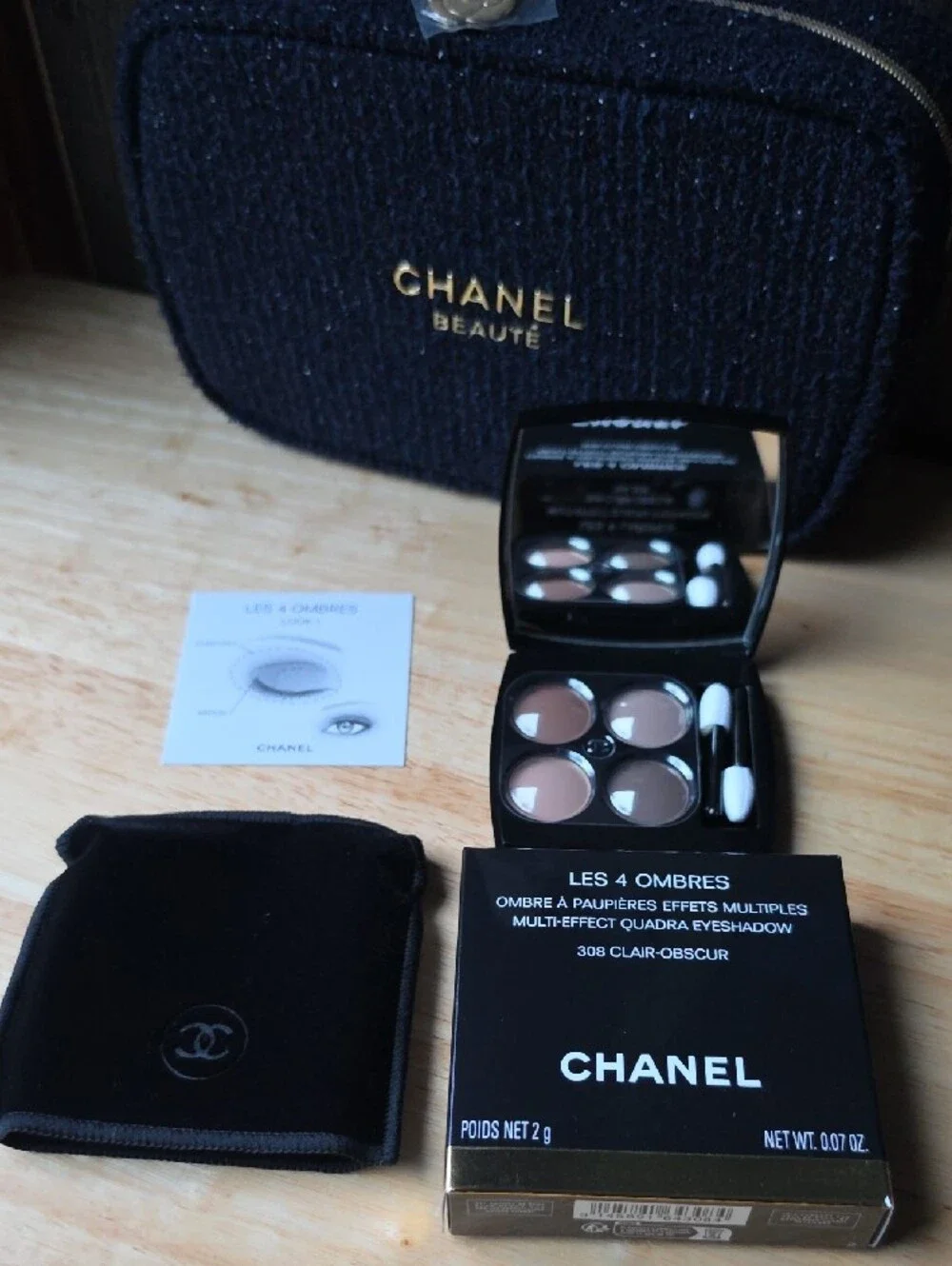CHANEL Makeup With Bag